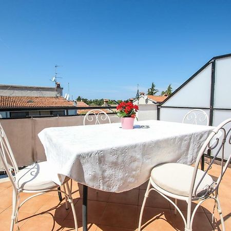 Apartmani Ljubica Пореч Екстериор снимка