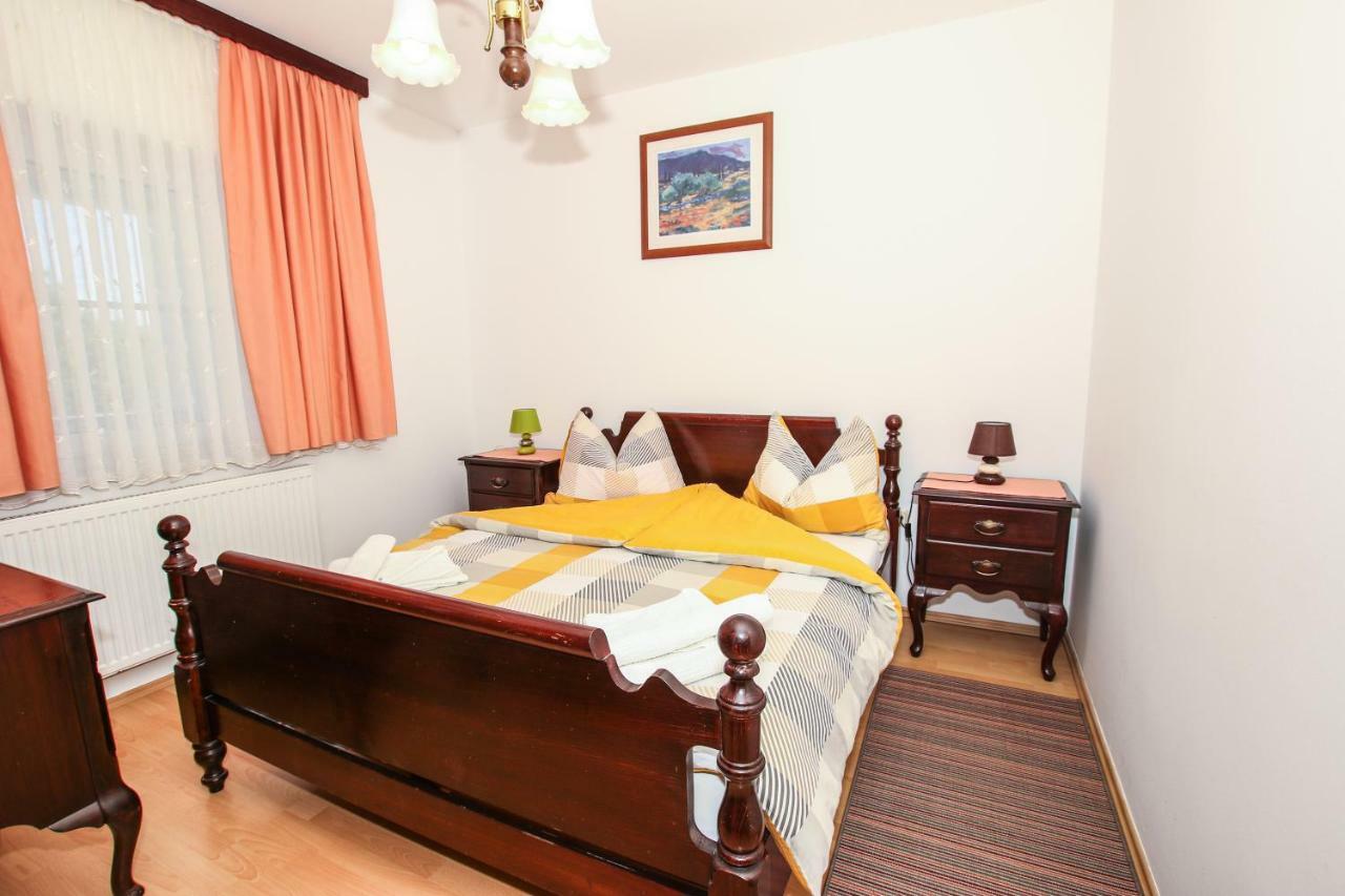 Apartmani Ljubica Пореч Екстериор снимка