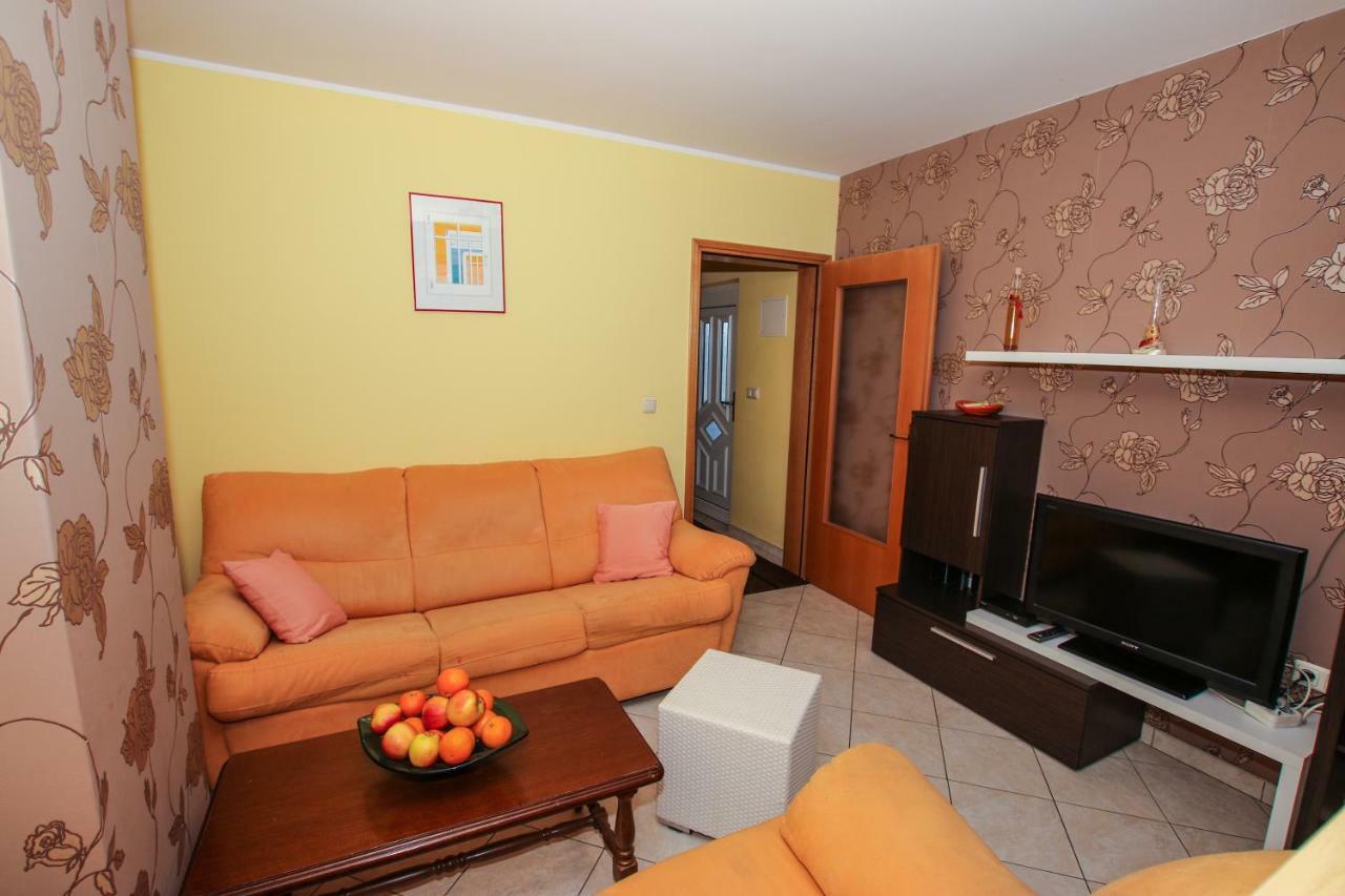 Apartmani Ljubica Пореч Екстериор снимка
